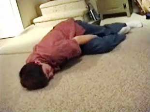 "Narcoleptic Minute 006 0001". Licensed under CC BY-SA 3.0 via Wikimedia Commons - https://commons.wikimedia.org/wiki/File:Narcoleptic_Minute_006_0001.jpg#/media/File:Narcoleptic_Minute_006_0001.jpg